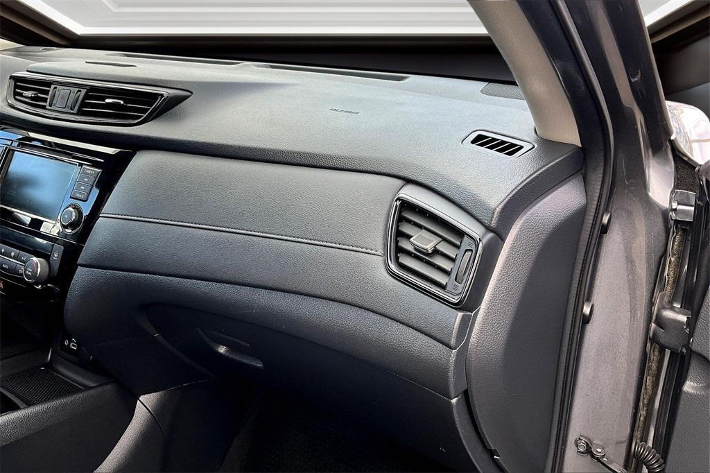 used 2020 Nissan Rogue car, priced at $19,173