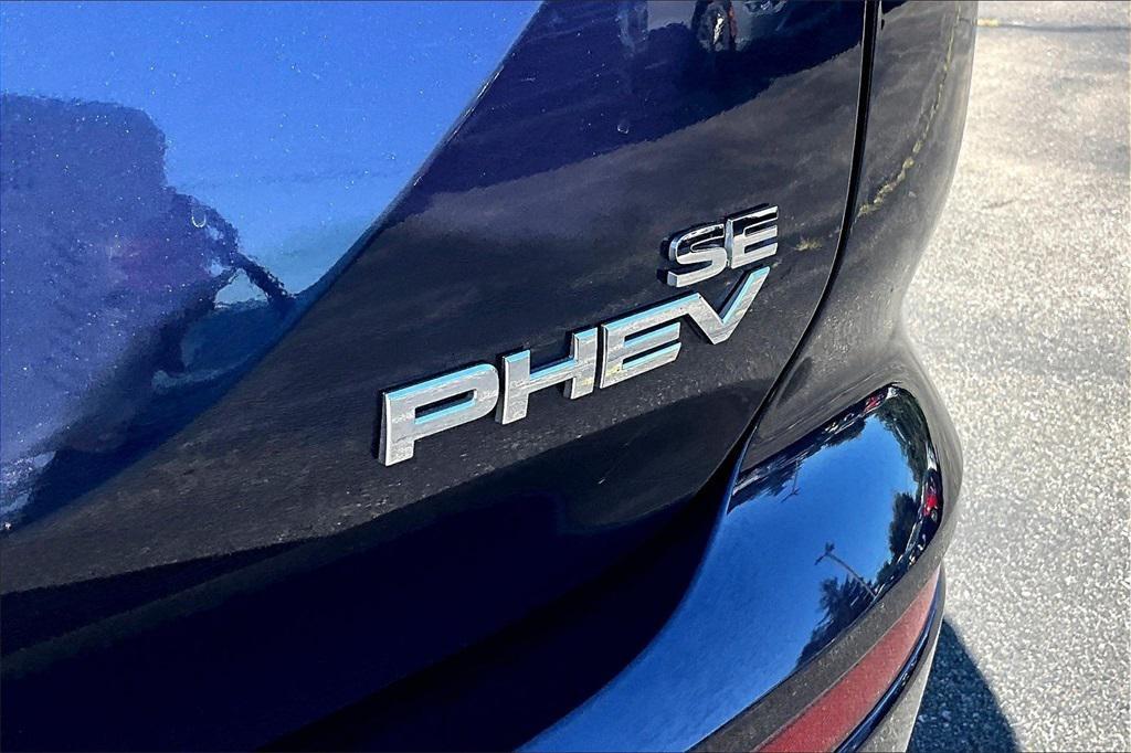 used 2023 Mitsubishi Outlander PHEV car, priced at $25,658