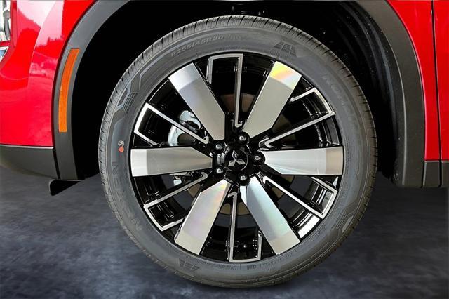 new 2025 Mitsubishi Outlander car, priced at $36,310