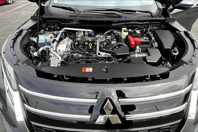new 2025 Mitsubishi Outlander car, priced at $38,593