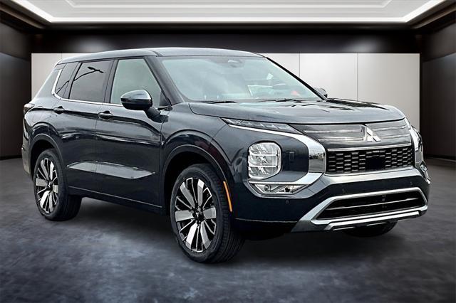new 2025 Mitsubishi Outlander car, priced at $36,593