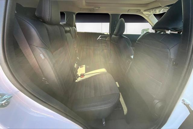 new 2025 Mitsubishi Outlander car, priced at $39,123