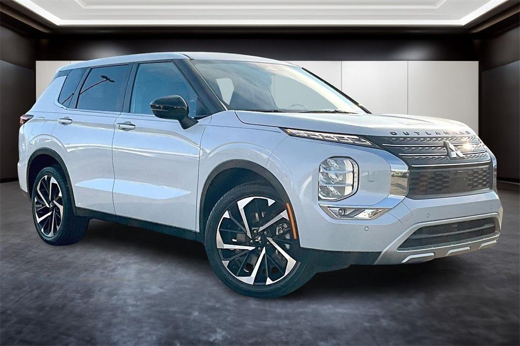 used 2022 Mitsubishi Outlander car, priced at $18,829
