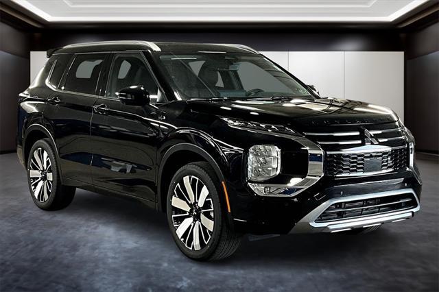 new 2025 Mitsubishi Outlander car, priced at $40,597
