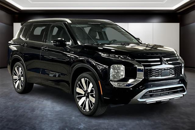 new 2025 Mitsubishi Outlander car, priced at $38,597