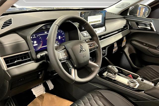new 2025 Mitsubishi Outlander car, priced at $38,597