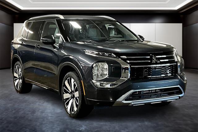 new 2025 Mitsubishi Outlander car, priced at $38,136