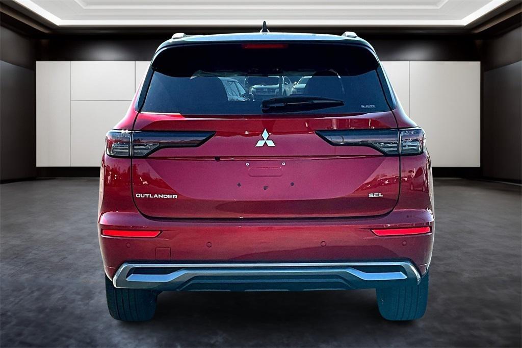 new 2025 Mitsubishi Outlander car, priced at $45,390