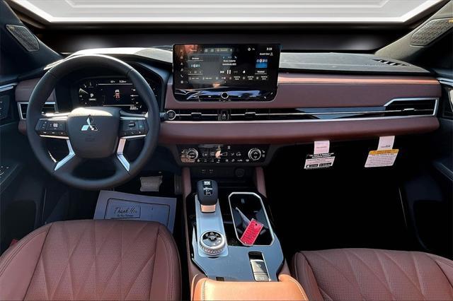 new 2025 Mitsubishi Outlander car, priced at $41,737