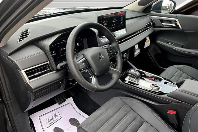 new 2025 Mitsubishi Outlander car, priced at $38,447