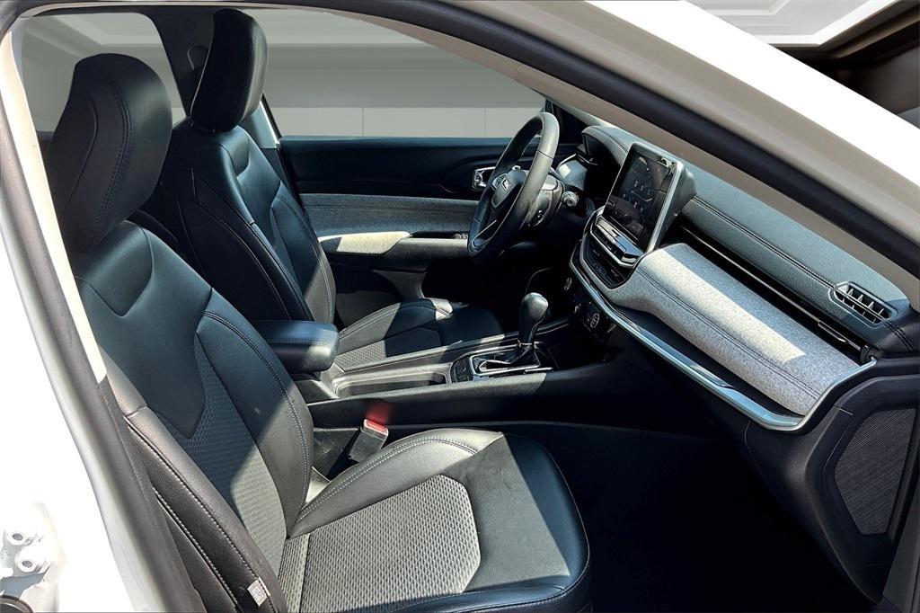 used 2022 Jeep Compass car, priced at $17,830