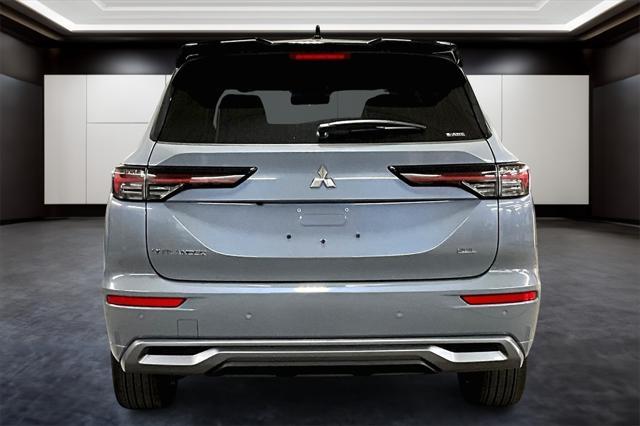 new 2025 Mitsubishi Outlander car, priced at $42,948