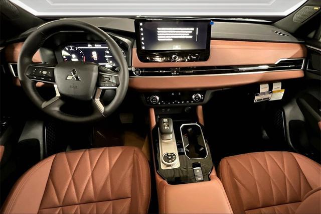 new 2025 Mitsubishi Outlander car, priced at $43,948