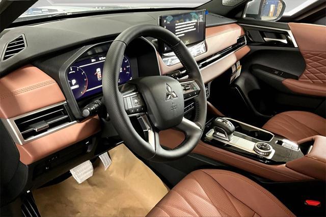 new 2025 Mitsubishi Outlander car, priced at $43,948