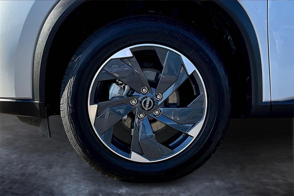 used 2024 Nissan Rogue car, priced at $20,103