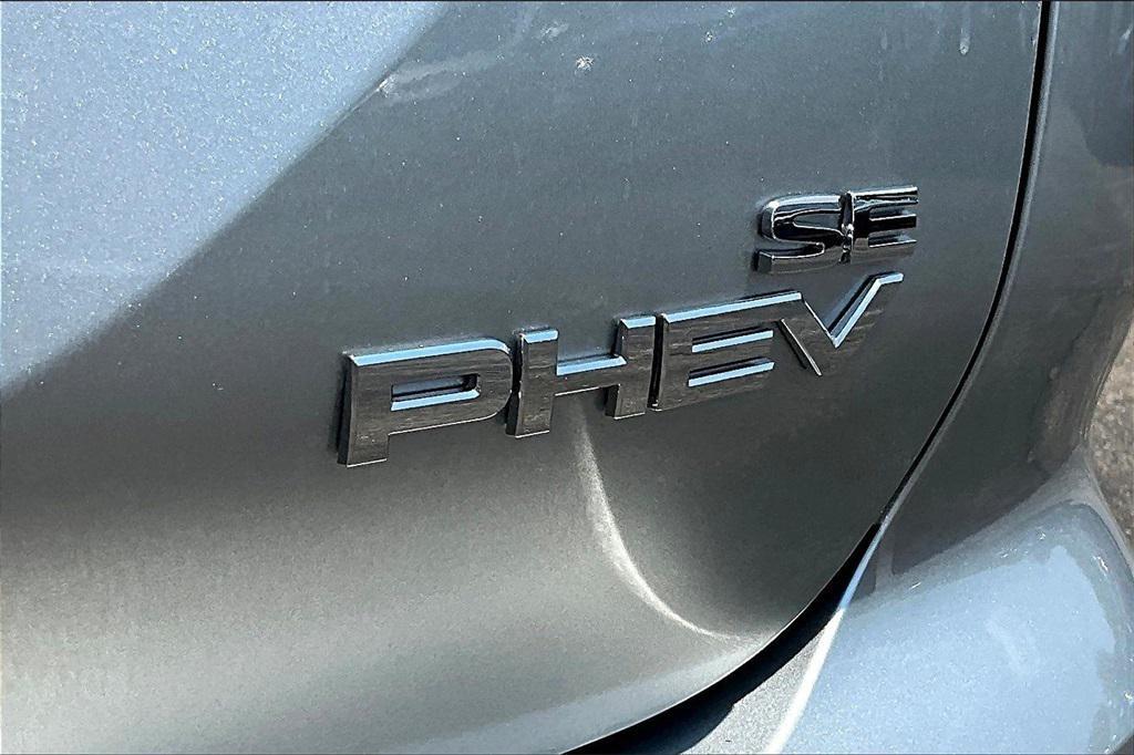new 2025 Mitsubishi Outlander PHEV car, priced at $45,885