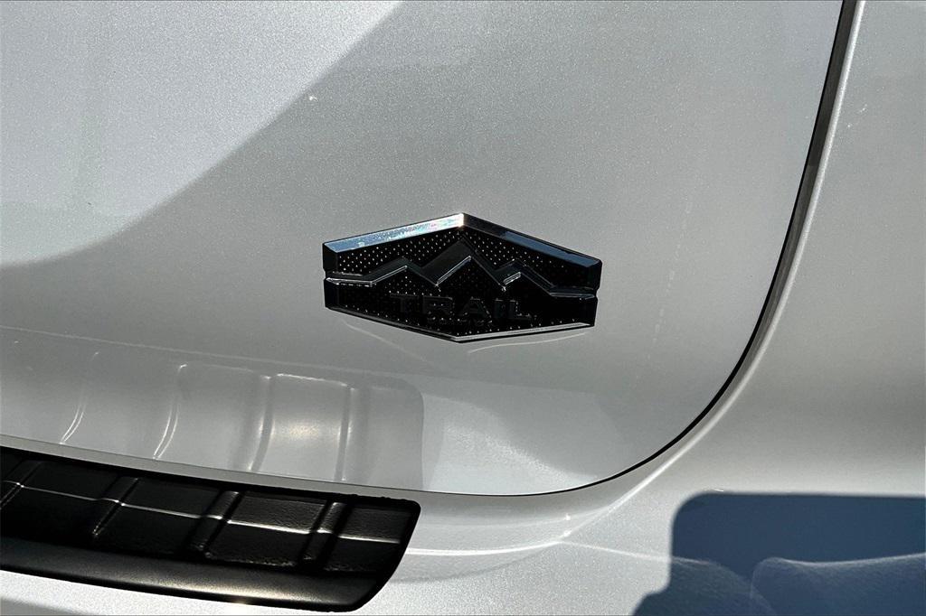 new 2025 Mitsubishi Outlander car, priced at $44,260