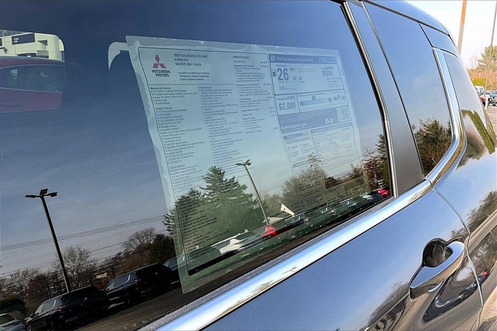 new 2025 Mitsubishi Outlander car, priced at $36,530