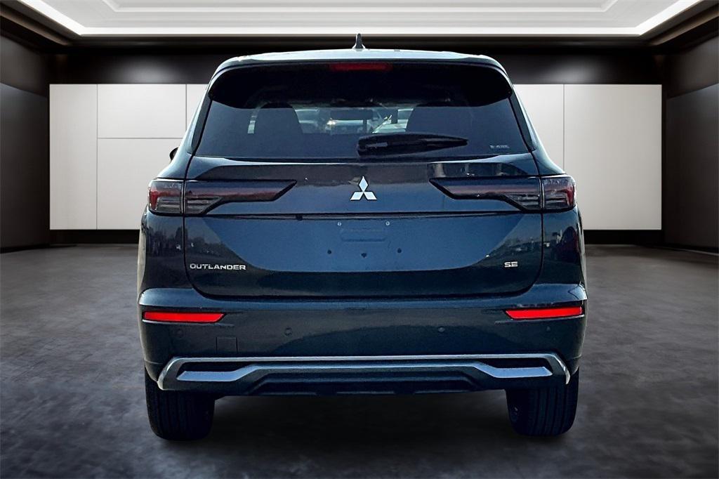 new 2025 Mitsubishi Outlander car, priced at $36,530