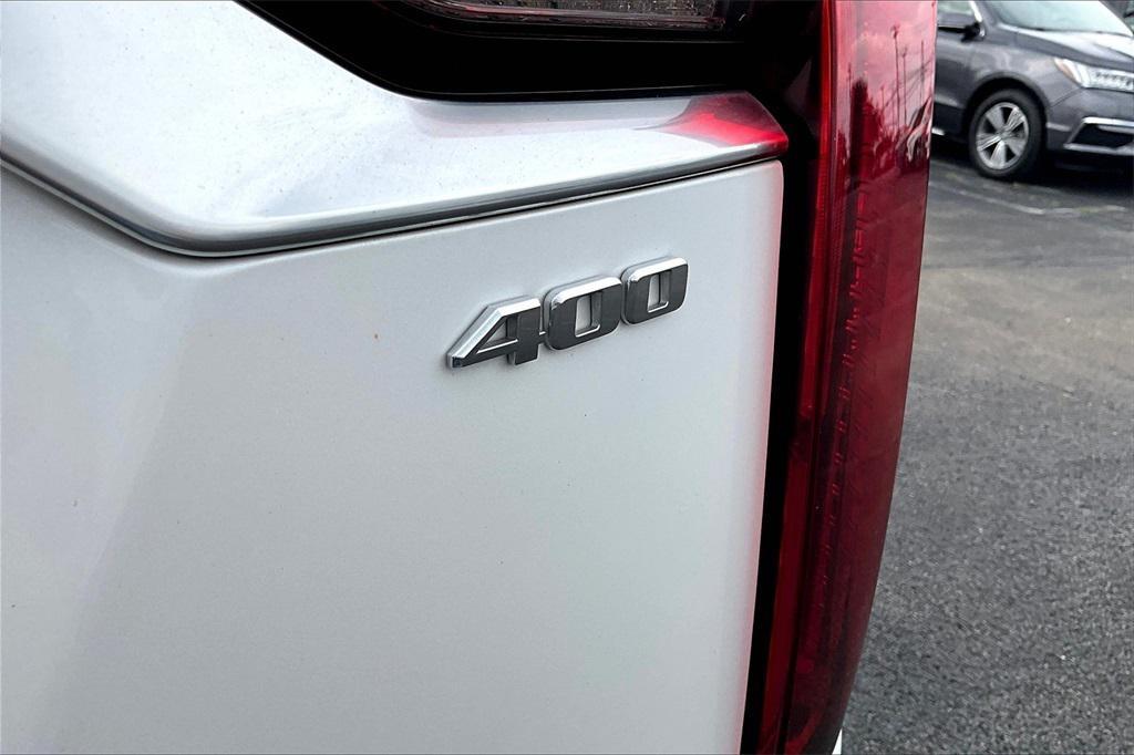 used 2024 Cadillac XT6 car, priced at $37,814