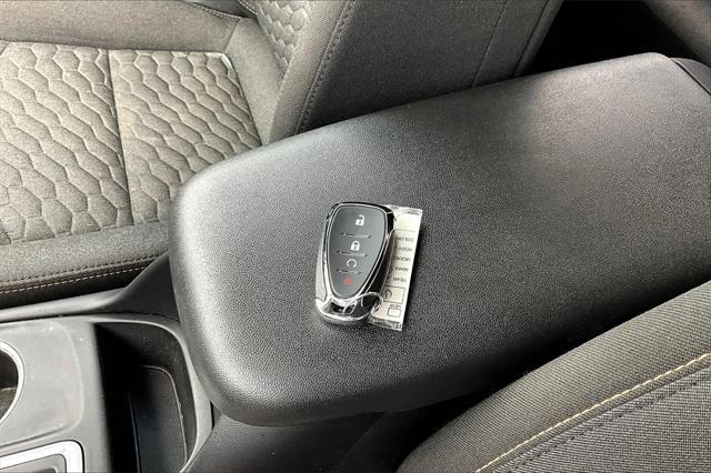 used 2021 Chevrolet Equinox car, priced at $18,378