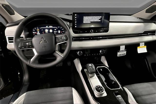 new 2025 Mitsubishi Outlander car, priced at $37,981