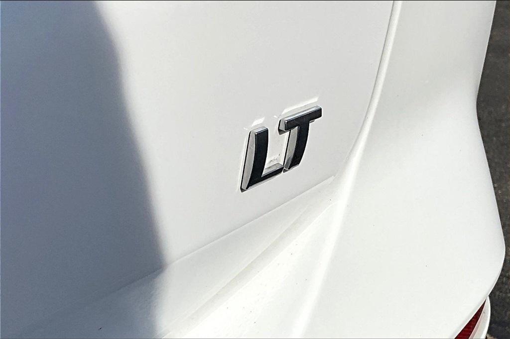 used 2023 Chevrolet Equinox car, priced at $22,544