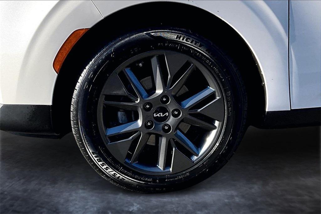 used 2022 Kia Soul car, priced at $16,534