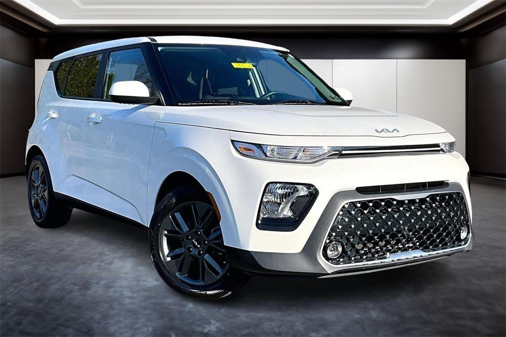 used 2022 Kia Soul car, priced at $16,534