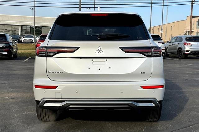 new 2025 Mitsubishi Outlander car, priced at $37,123