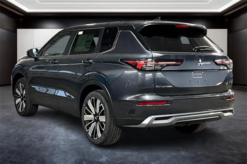 new 2025 Mitsubishi Outlander car, priced at $36,530