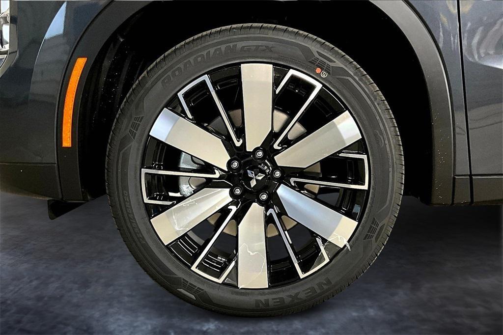 new 2025 Mitsubishi Outlander car, priced at $36,530