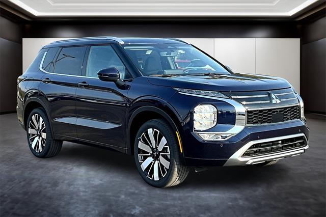 new 2025 Mitsubishi Outlander car, priced at $40,440