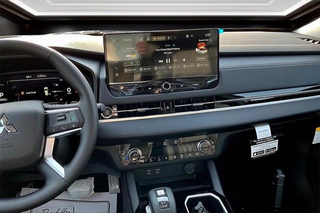 new 2025 Mitsubishi Outlander car, priced at $38,440