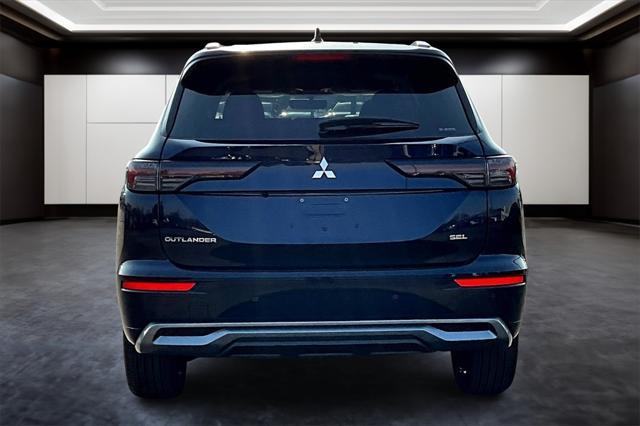 new 2025 Mitsubishi Outlander car, priced at $38,440