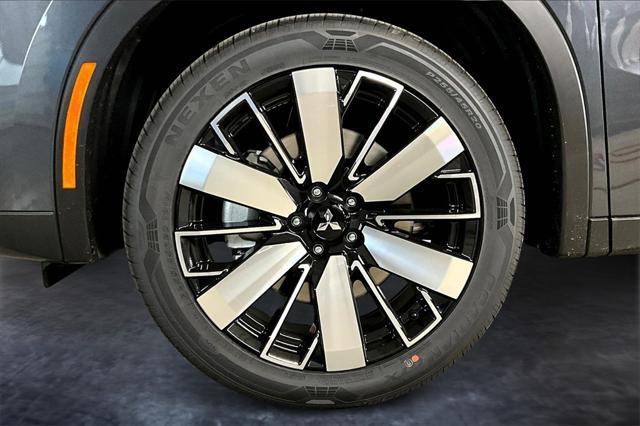 new 2025 Mitsubishi Outlander car, priced at $36,446