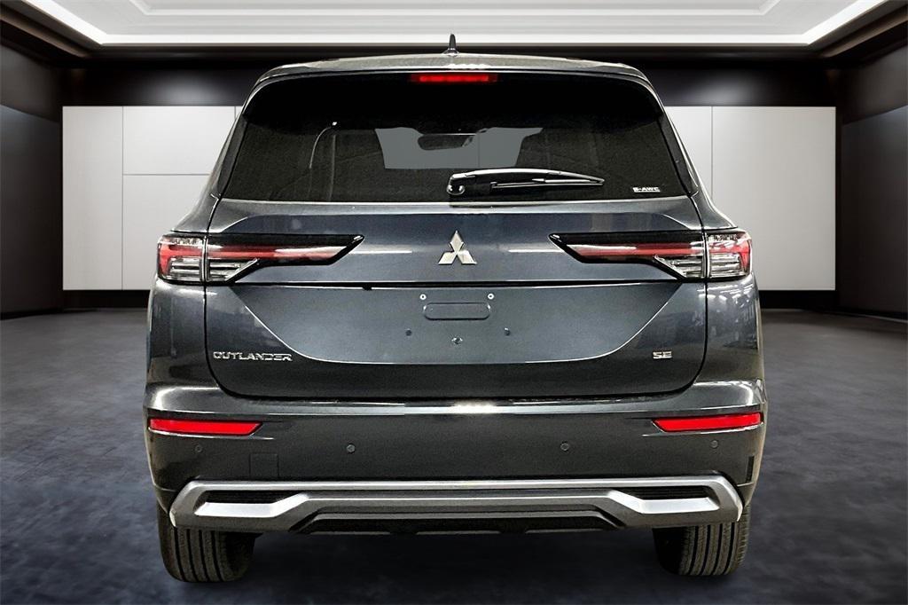 new 2025 Mitsubishi Outlander car, priced at $36,370