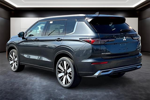 new 2025 Mitsubishi Outlander car, priced at $41,511