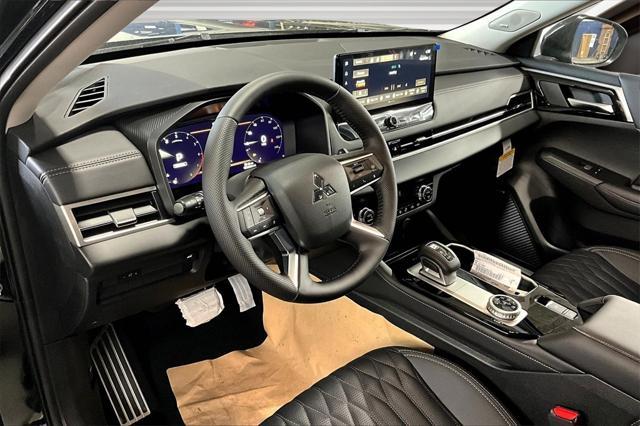 new 2025 Mitsubishi Outlander car, priced at $38,817