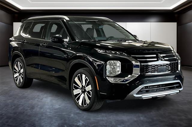 new 2025 Mitsubishi Outlander car, priced at $38,817