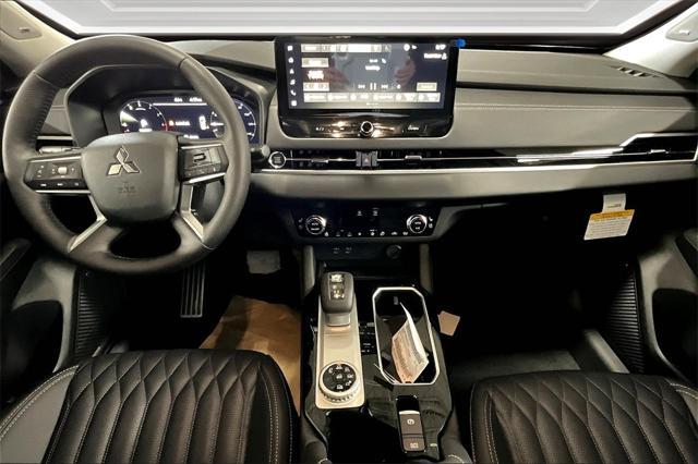 new 2025 Mitsubishi Outlander car, priced at $38,817