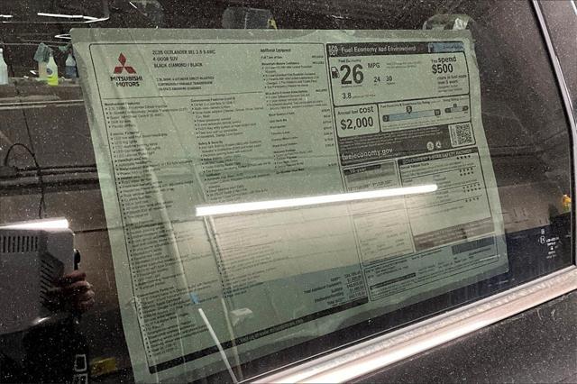 new 2025 Mitsubishi Outlander car, priced at $38,817