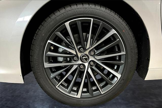 used 2022 Lexus ES 350 car, priced at $30,689