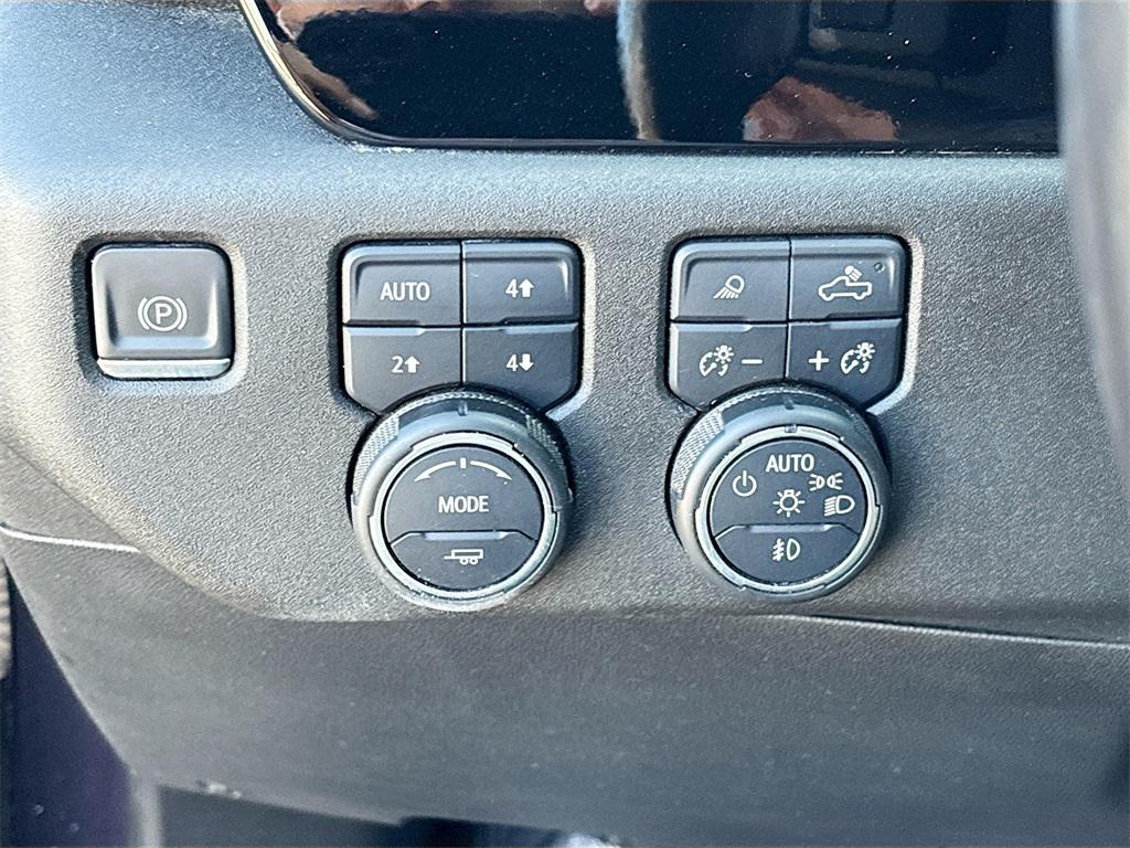 used 2022 Chevrolet Silverado 1500 car, priced at $33,500