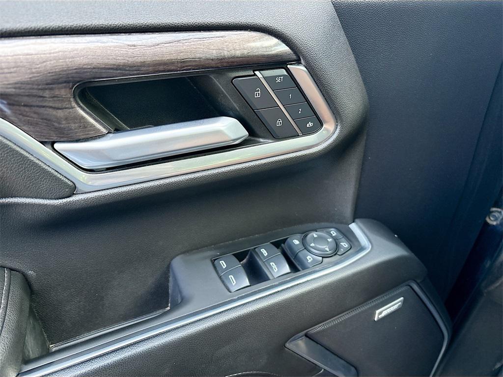 used 2022 Chevrolet Silverado 1500 car, priced at $33,500