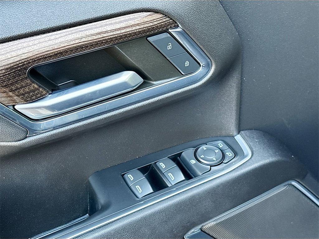 used 2023 Chevrolet Silverado 1500 car, priced at $33,300