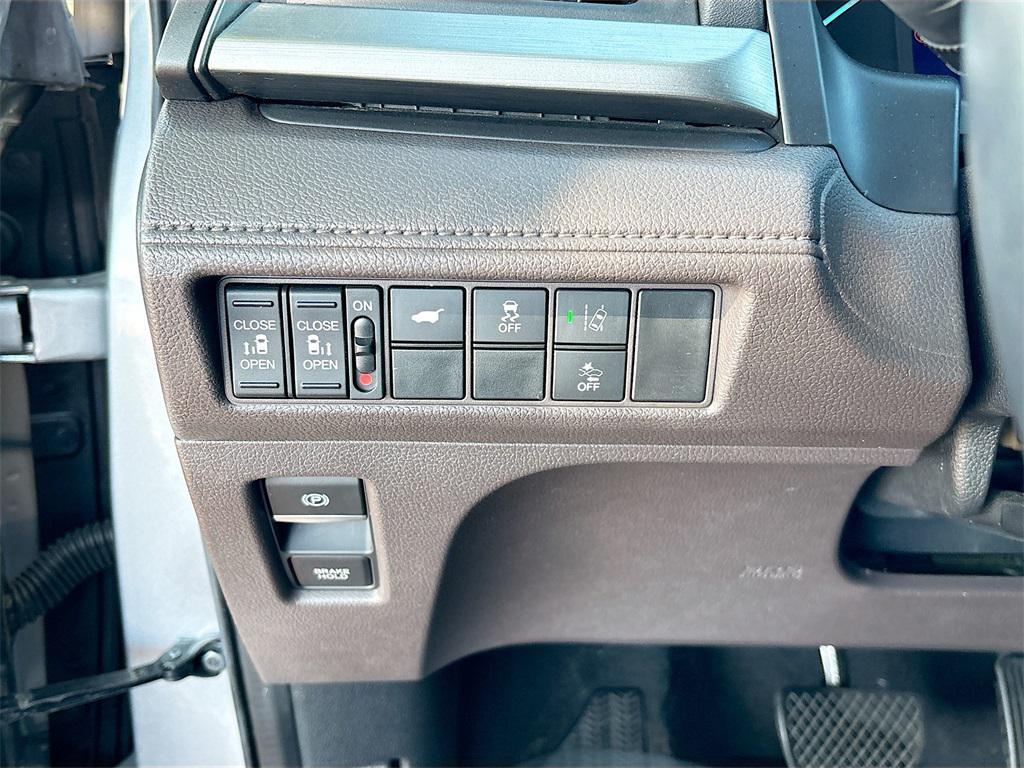 used 2019 Honda Odyssey car, priced at $25,400