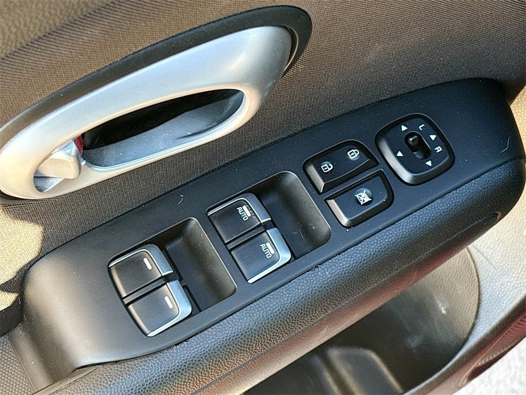 used 2019 Kia Soul car, priced at $9,300