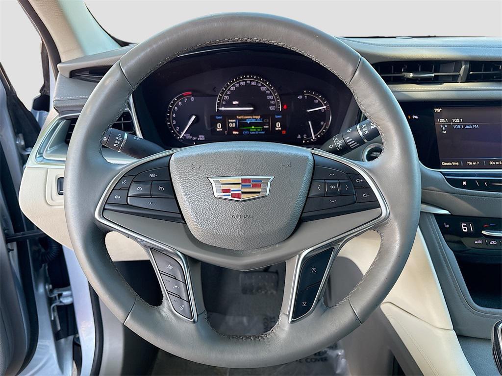 used 2017 Cadillac XT5 car, priced at $16,100