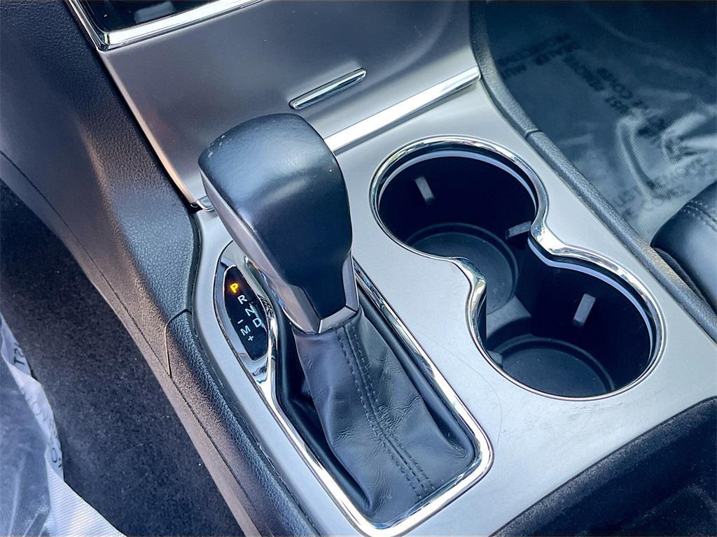 used 2021 Jeep Grand Cherokee car, priced at $20,700